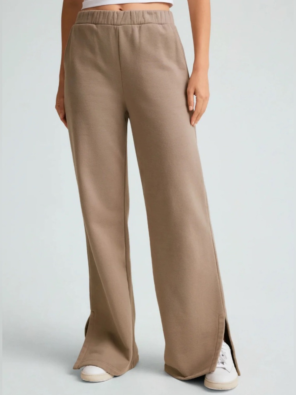 Beyond Yoga Open Ended Mid Rise Wide Leg Pant - Desert Sand Beige: M - Picture 3 of 9
